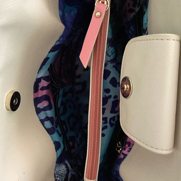 Barbie Pink Luxury bag by Sharif like new - Picture 10 of 12